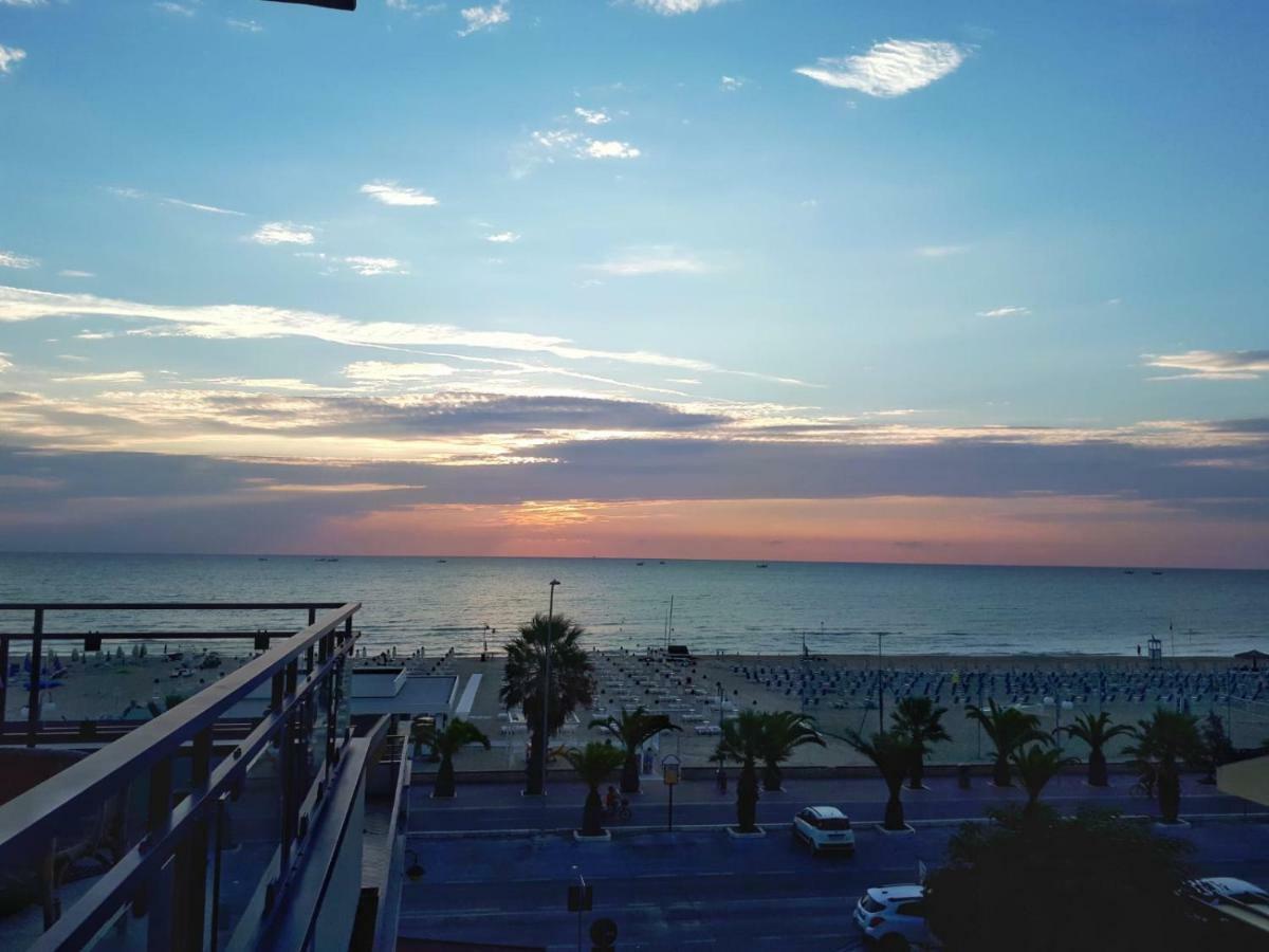 Appartamenti Frontemare Tortoreto Dış mekan fotoğraf